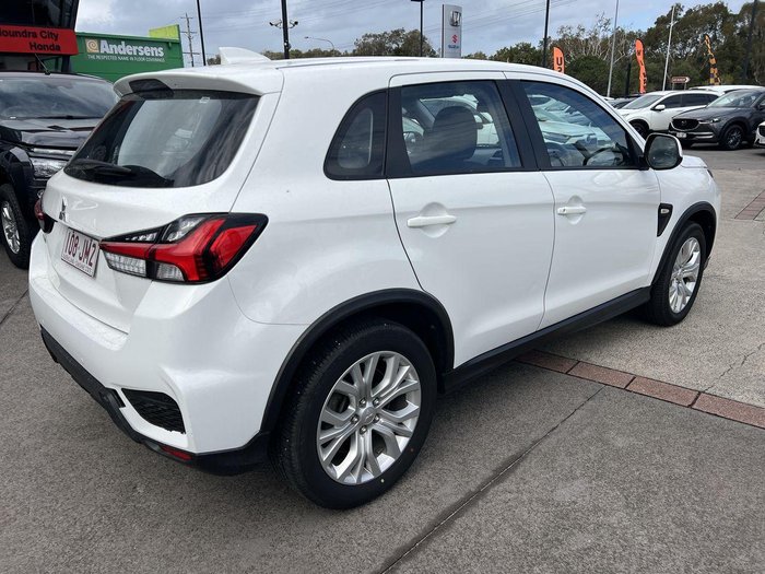 2024 Mitsubishi ASX ES