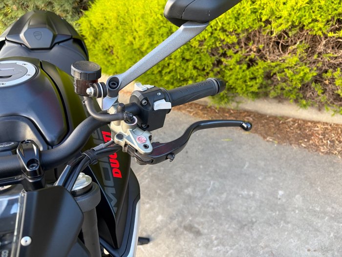 2022 DUCATI MONSTER+ 937 STEALTH Black