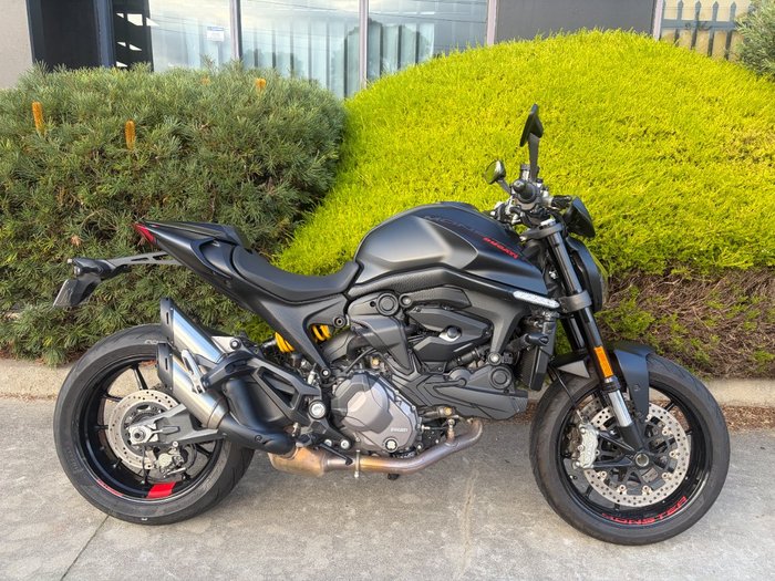 2022 DUCATI MONSTER+ 937 STEALTH Black