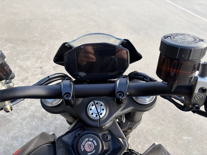 2022 DUCATI MONSTER+ 937 STEALTH Black