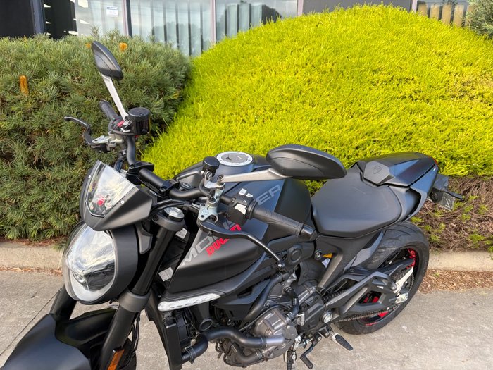 2022 DUCATI MONSTER+ 937 STEALTH Black