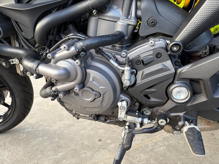 2022 DUCATI MONSTER+ 937 STEALTH Black
