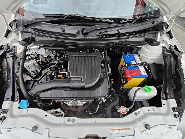 2014 Suzuki Swift GL FZ MY14 Snow White