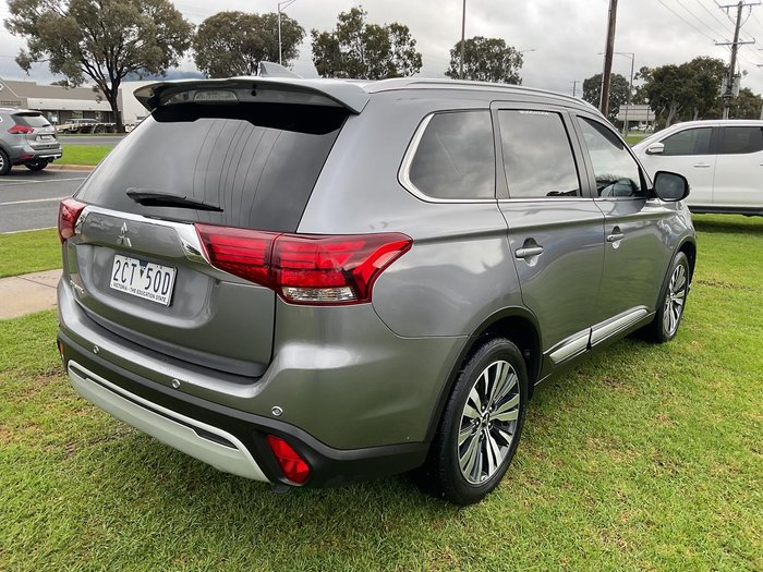 2020 Mitsubishi Outlander LS