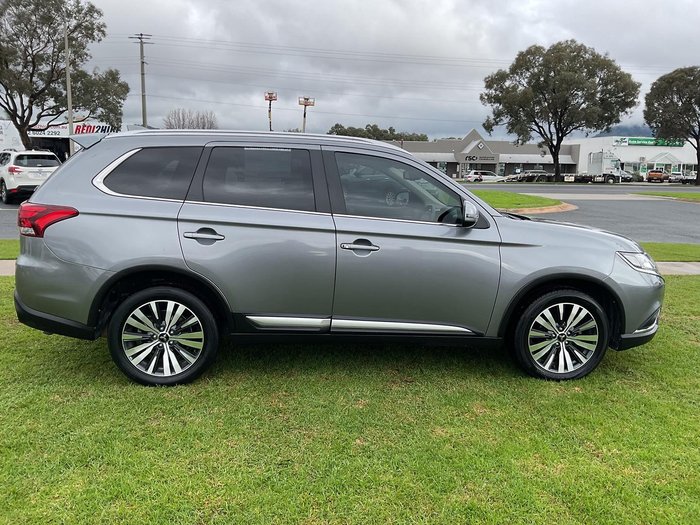2020 Mitsubishi Outlander LS
