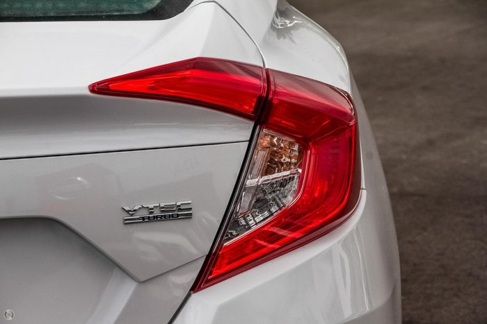 2019 Honda Civic VTi-L