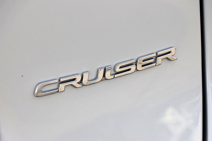 2022 Toyota RAV4 Cruiser MXAA52R White