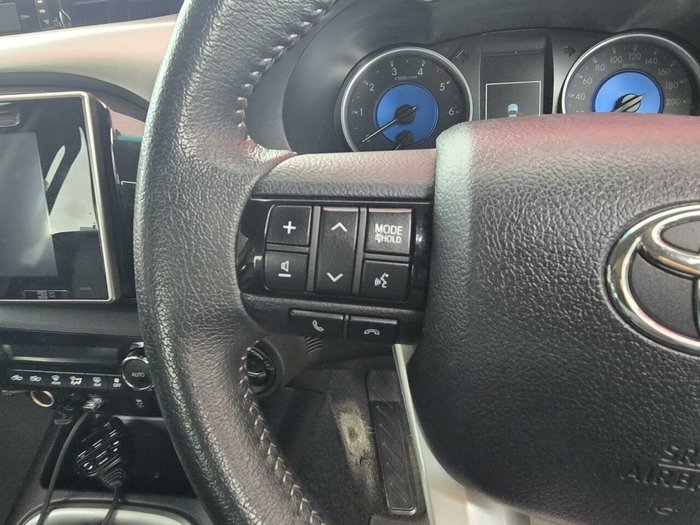 2017 Toyota Hilux SR5