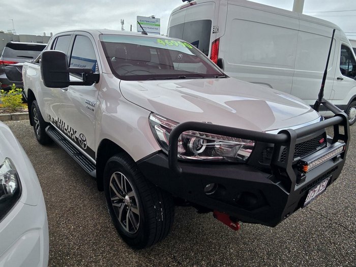 2017 Toyota Hilux SR5