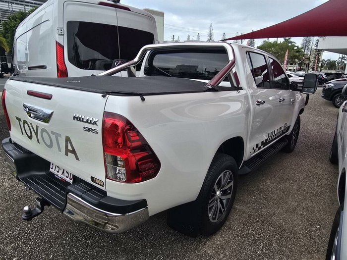 2017 Toyota Hilux SR5