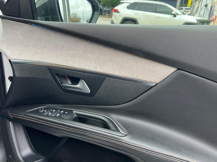 2018 Peugeot 5008 GT