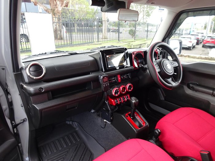 2023 Suzuki Jimny GLX