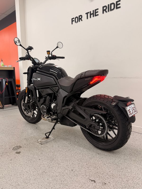 2024 CFMOTO CL-X SPORT Black