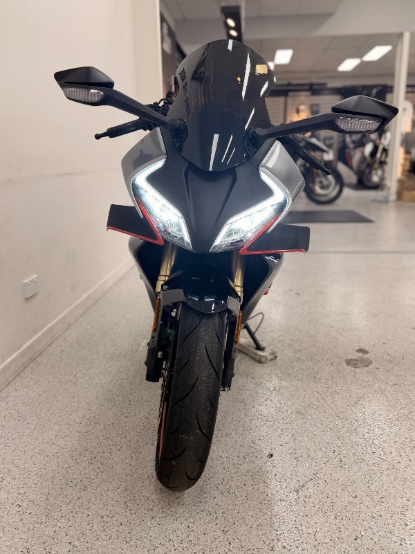 2024 CFMOTO 450 SR ABS Black