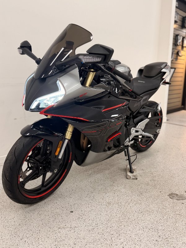 2024 CFMOTO 450 SR ABS Black