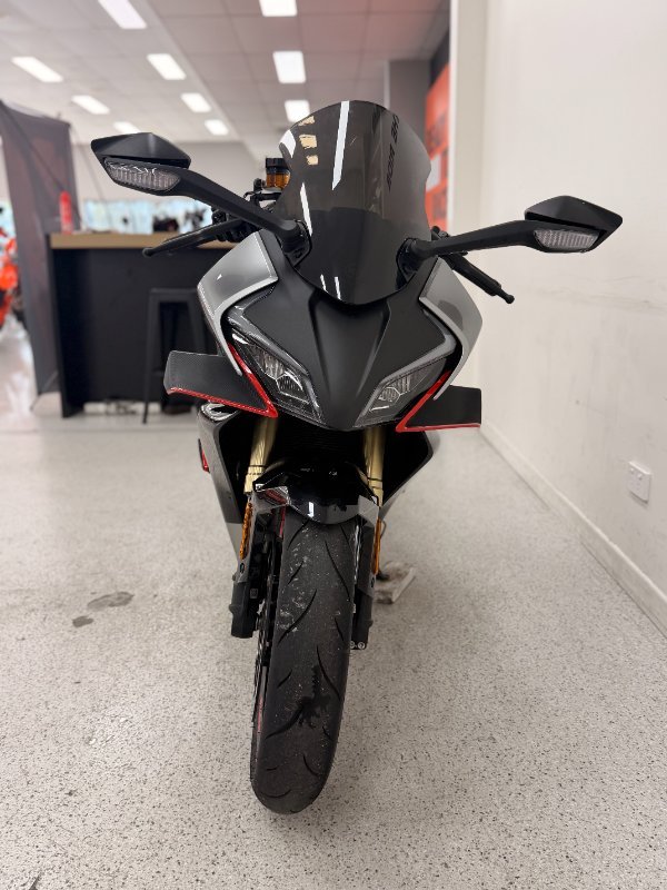 2024 CFMOTO 450 SR ABS Black