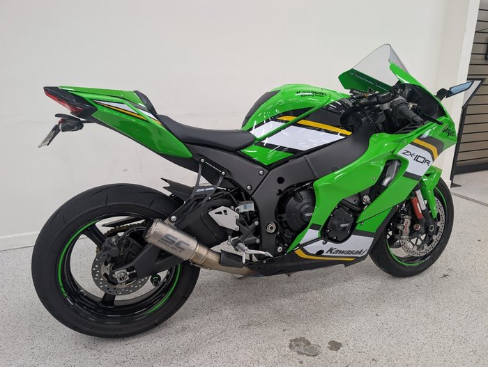 2025 Kawasaki NINJA ZX-10R Green