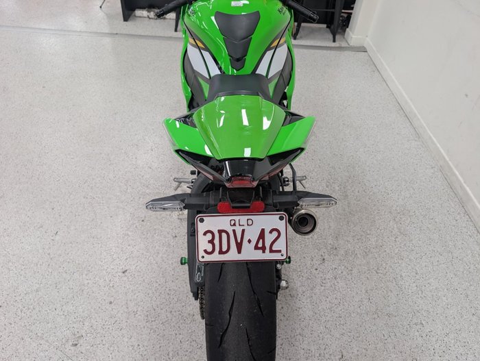 2025 Kawasaki NINJA ZX-10R Green