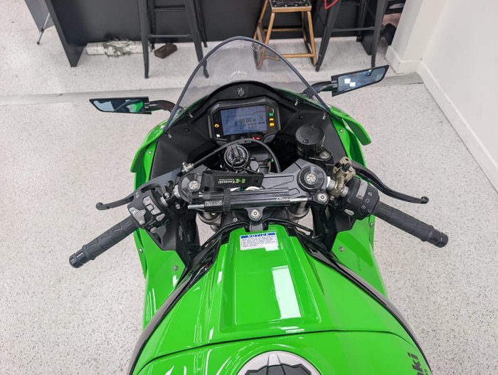 2025 Kawasaki NINJA ZX-10R Green