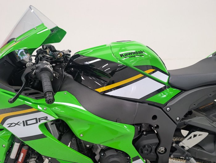 2025 Kawasaki NINJA ZX-10R Green