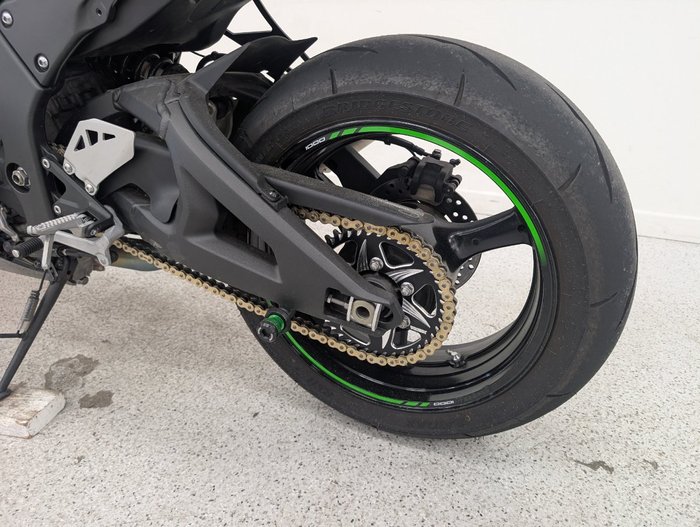 2025 Kawasaki NINJA ZX-10R Green