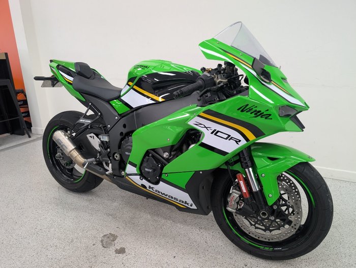 2025 Kawasaki NINJA ZX-10R Green