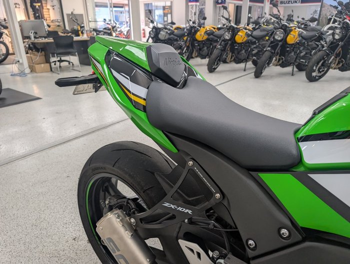 2025 Kawasaki NINJA ZX-10R Green