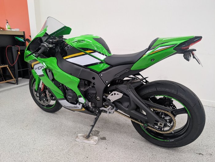 2025 Kawasaki NINJA ZX-10R Green