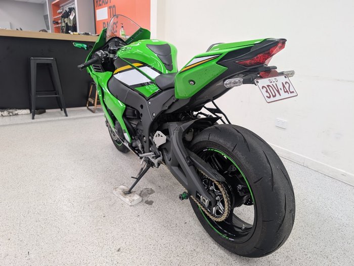 2025 Kawasaki NINJA ZX-10R Green