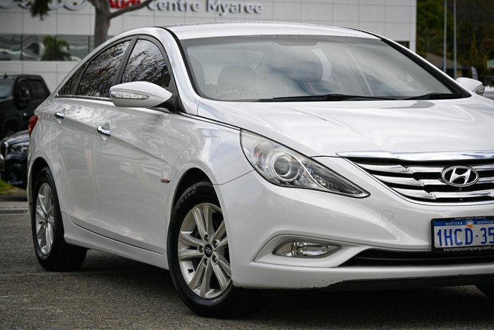 2012 Hyundai i45 Active
