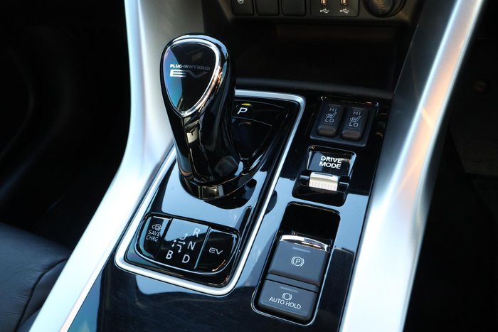 2022 Mitsubishi Eclipse Cross PHEV Exceed