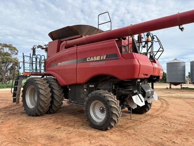 2011 CASE IH 8120
