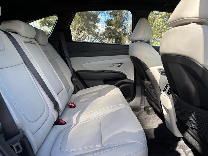 2025 Hyundai Tucson Hybrid Premium