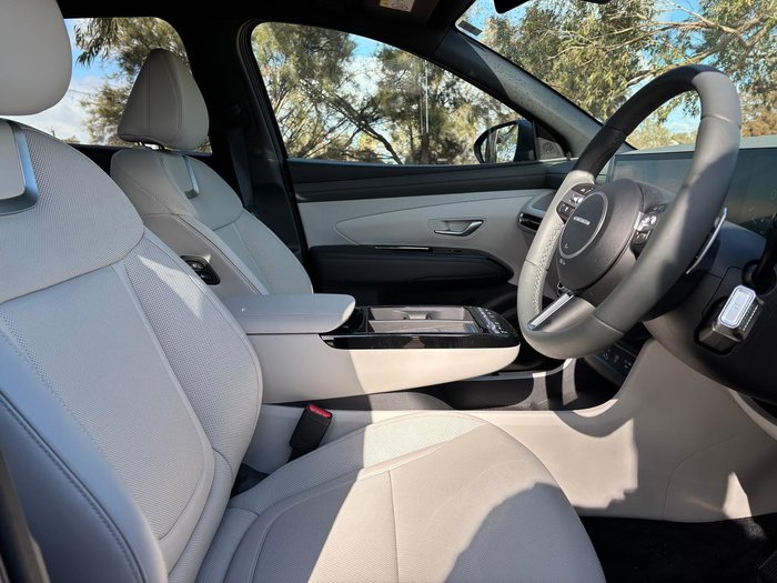 2025 Hyundai Tucson Hybrid Premium