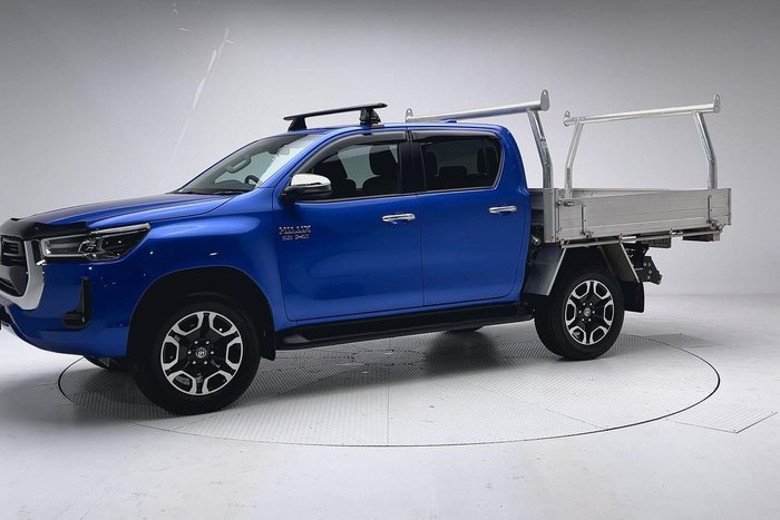 2022 Toyota Hilux SR5