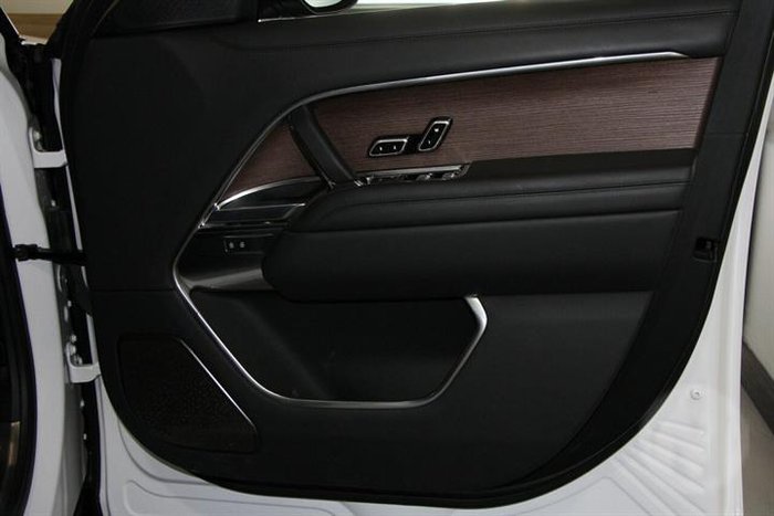 2024 Land Rover Range Rover P460e Autobiography PHEV