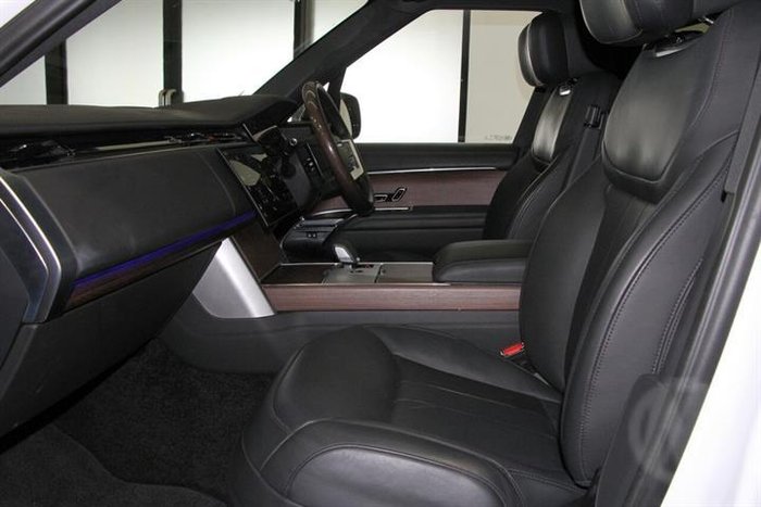 2024 Land Rover Range Rover P460e Autobiography PHEV