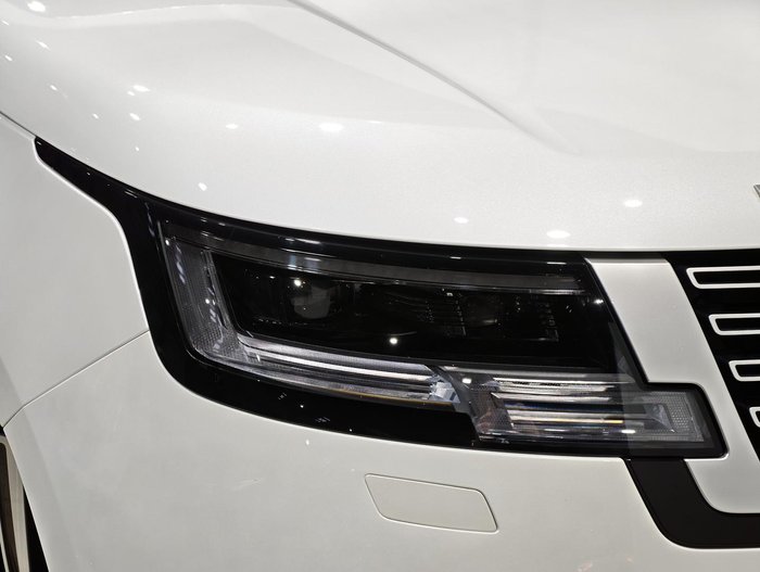 2024 Land Rover Range Rover P460e Autobiography PHEV