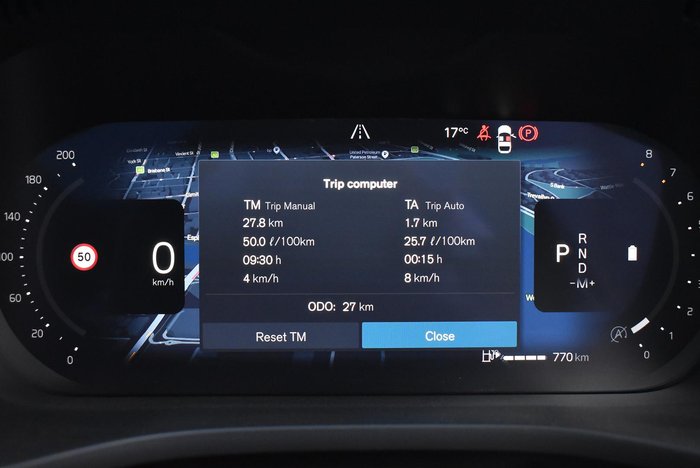 2025 Volvo XC60 Plus B5 Bright