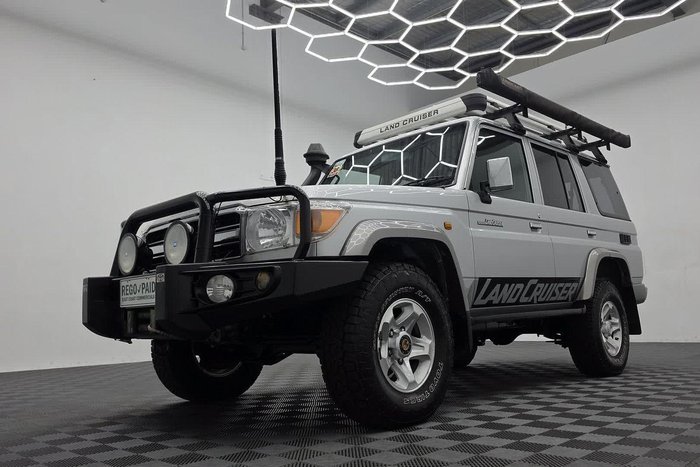 2016 Toyota Landcruiser GXL