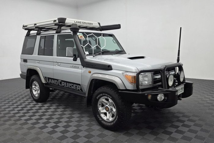 2016 Toyota Landcruiser