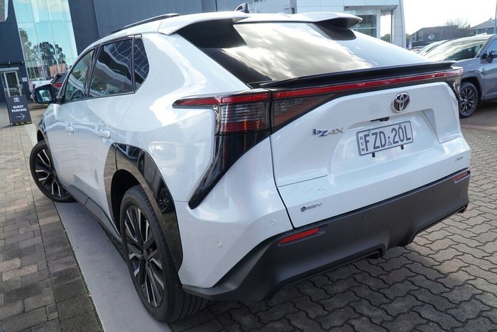 2025 Toyota bZ4X
