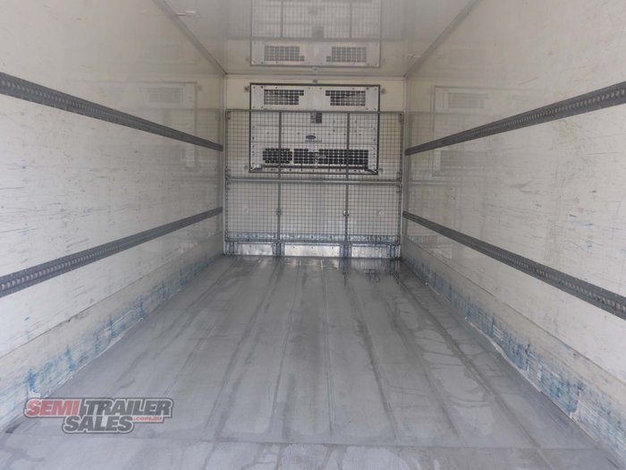2014 Vawdrey 12 Pallet Refrigerated Rollback Pantech A Trailer