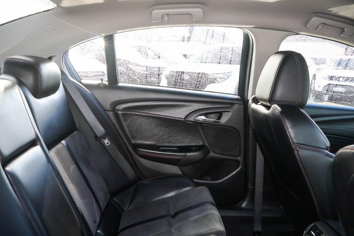 2016 Holden Commodore SV6 Black