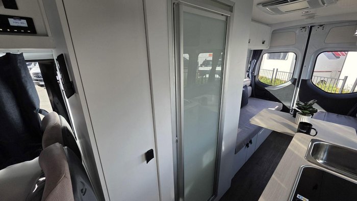 2024 Winnebago Bondi 4S 4 Berth