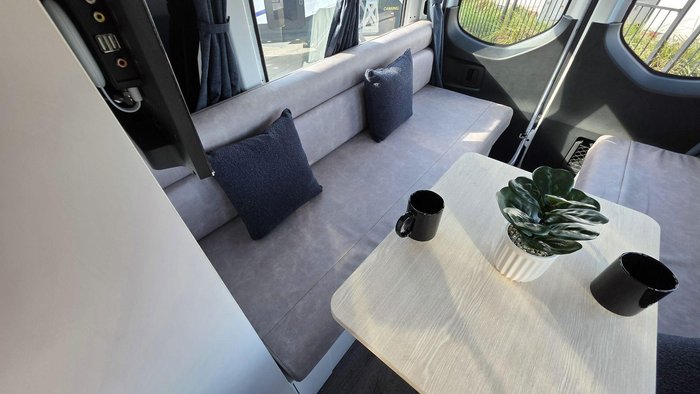 2024 Winnebago Bondi 4S 4 Berth