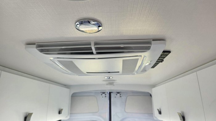 2024 Winnebago Bondi 4S 4 Berth