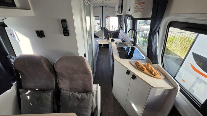 2024 Winnebago Bondi 4S 4 Berth