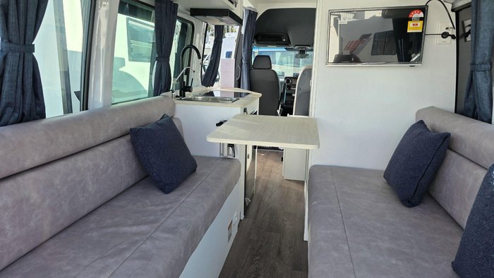 2024 Winnebago Bondi 4S 4 Berth