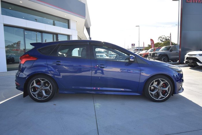 2017 Ford Focus ST